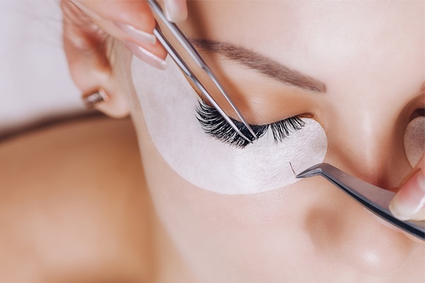 Top-Rated Nail and Lash Salon in Angel, London