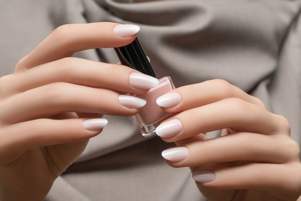 Minimalist vs. Maximalist Nails