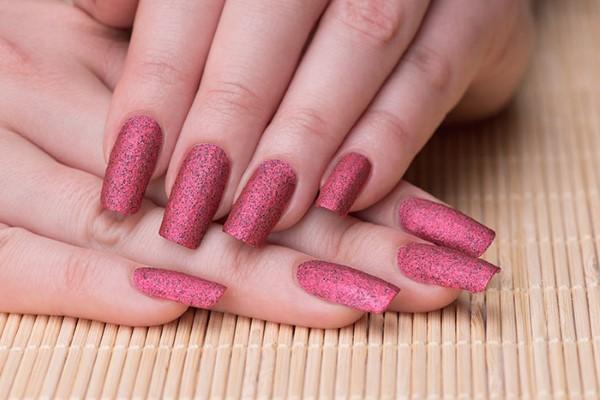 How to Prevent Nail Lifting and Breakage